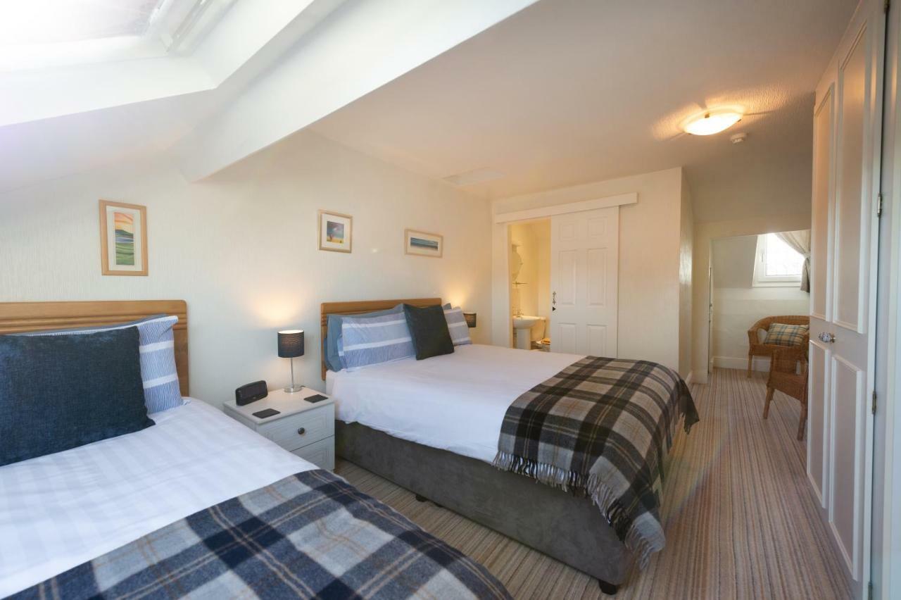 Blue Swallow Bed & Breakfast 4*